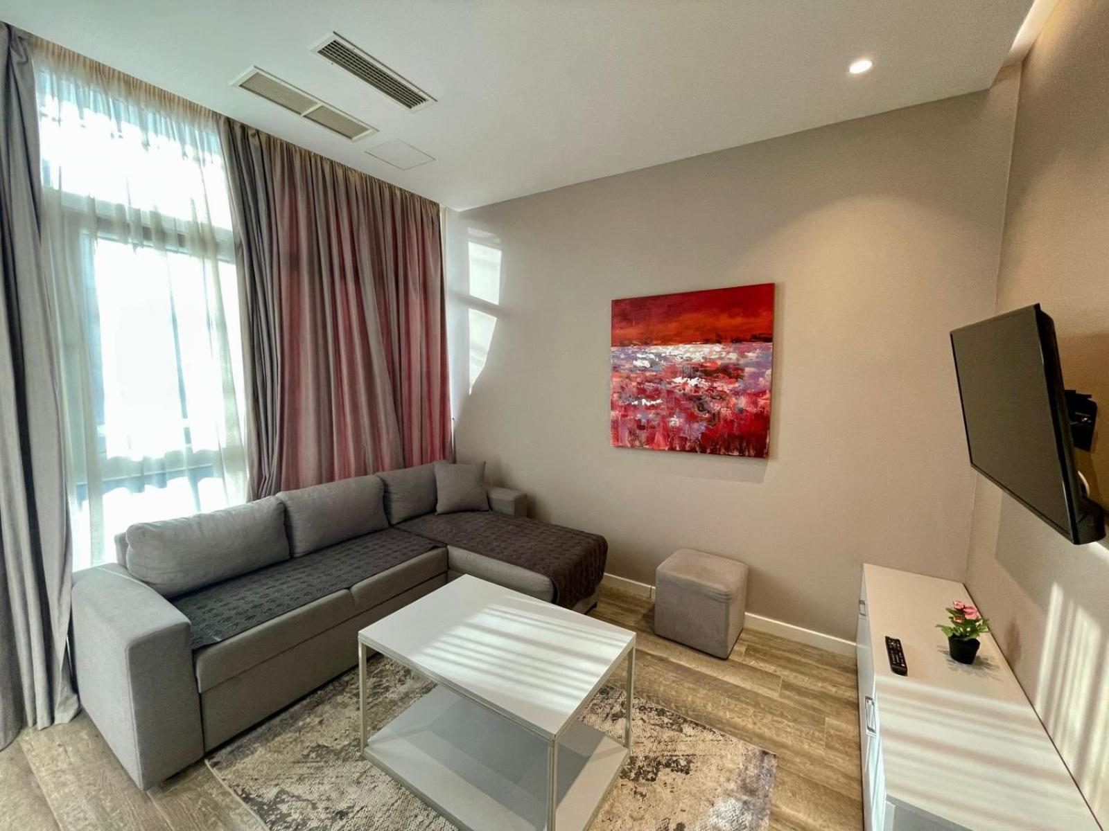 Premium City Studio & Suite Tirana Exterior foto